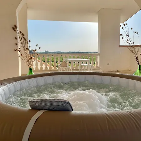 Brada Villa Carmiano (Apulia)